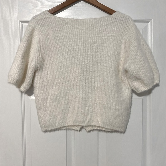 Sadie & Sage Fuzzy Pearl Button Cardigan/Top Size Small - Picture 7 of 8